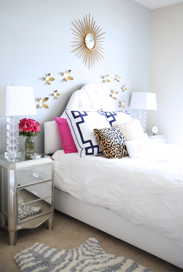 Love this bedroom that belongs to Caitlin of Southern Curls and Pearls blog!