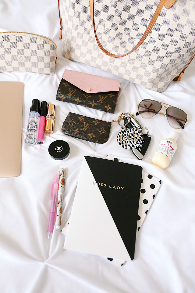 Louis Vuitton Neverfull Review + What's In My Bag! - Southern