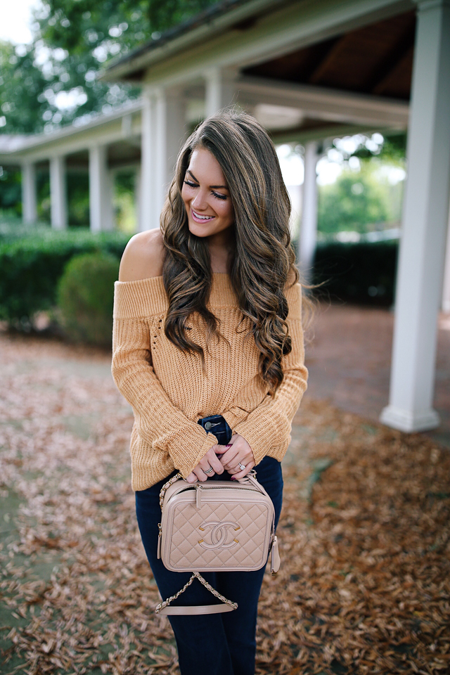 Retro Fall Vibes – Southern Curls & Pearls