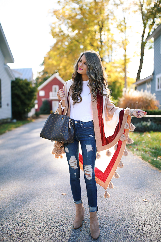 Tassel Trim Wrap - Southern Curls & Pearls