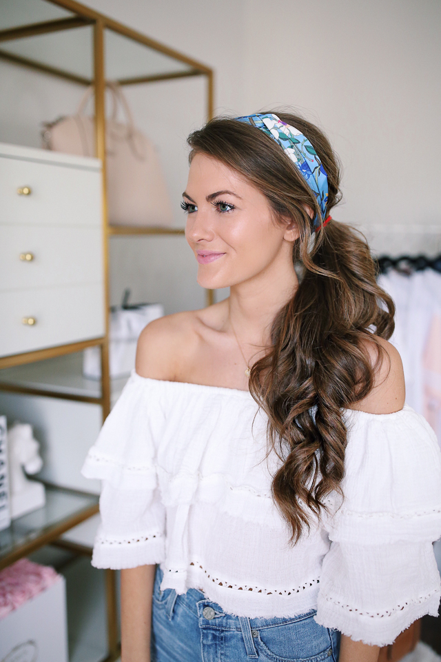 Eight Different Ways to Wear a Silk Scarf - Southern Curls & Pearls