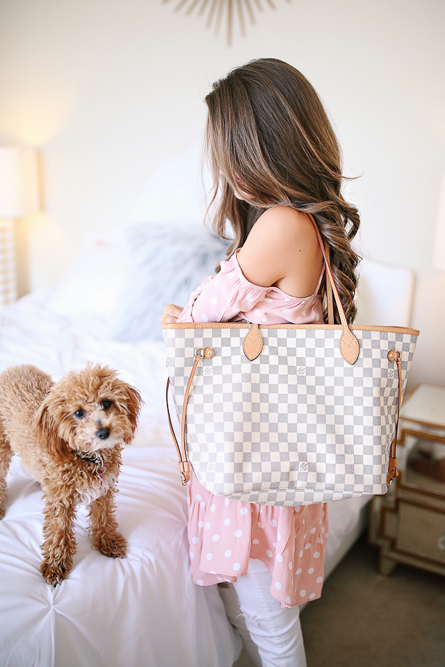 Louis Vuitton Neverfull Review + What's In My Bag! - Southern