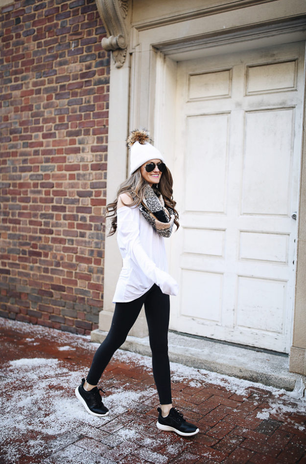 Chunky Beanie + My 5 Favorite Podcasts - Southern Curls & Pearls