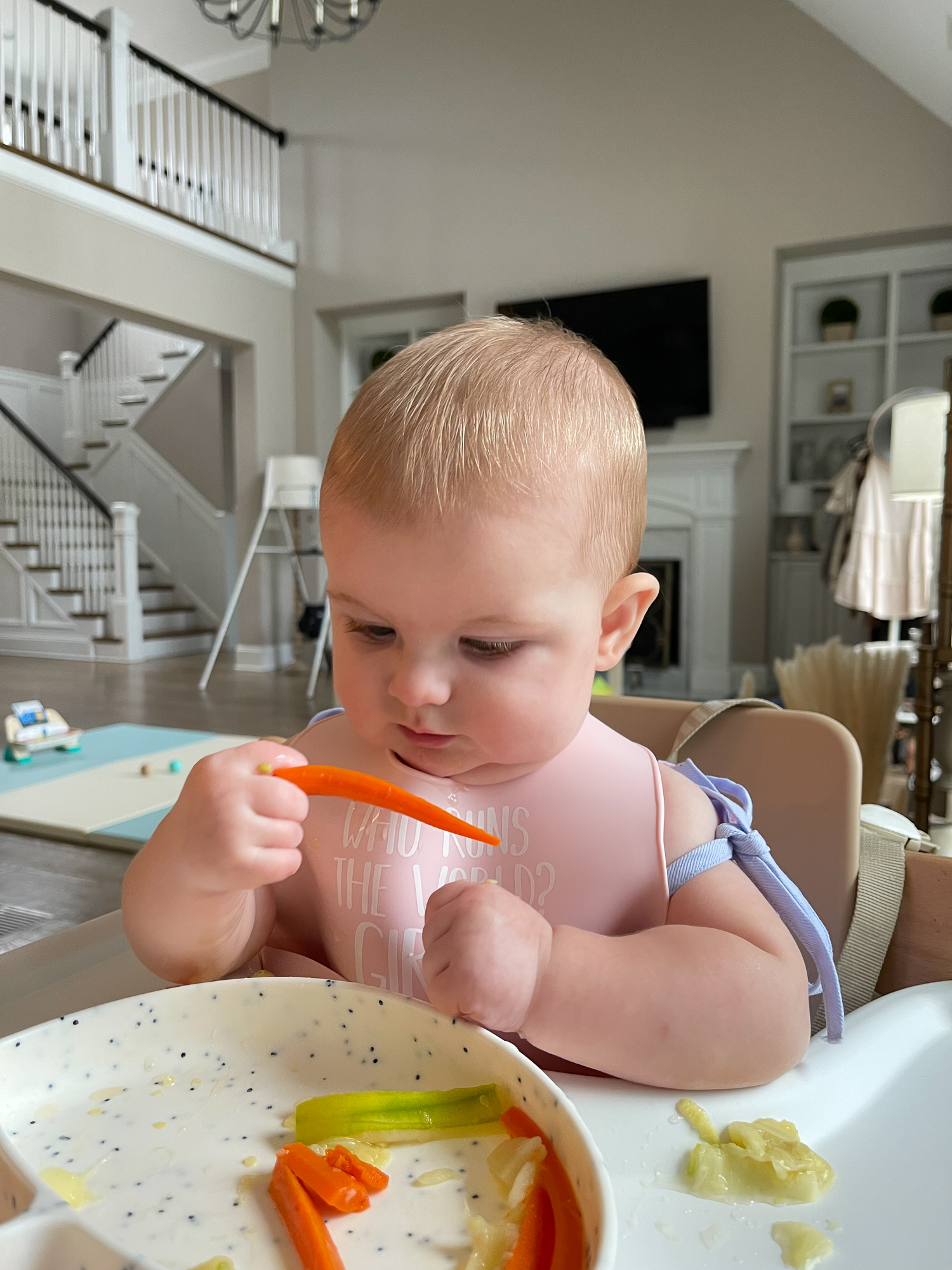 https://www.southerncurlsandpearls.com/wp-content/uploads/2021/08/baby-led-weaning-2.jpg