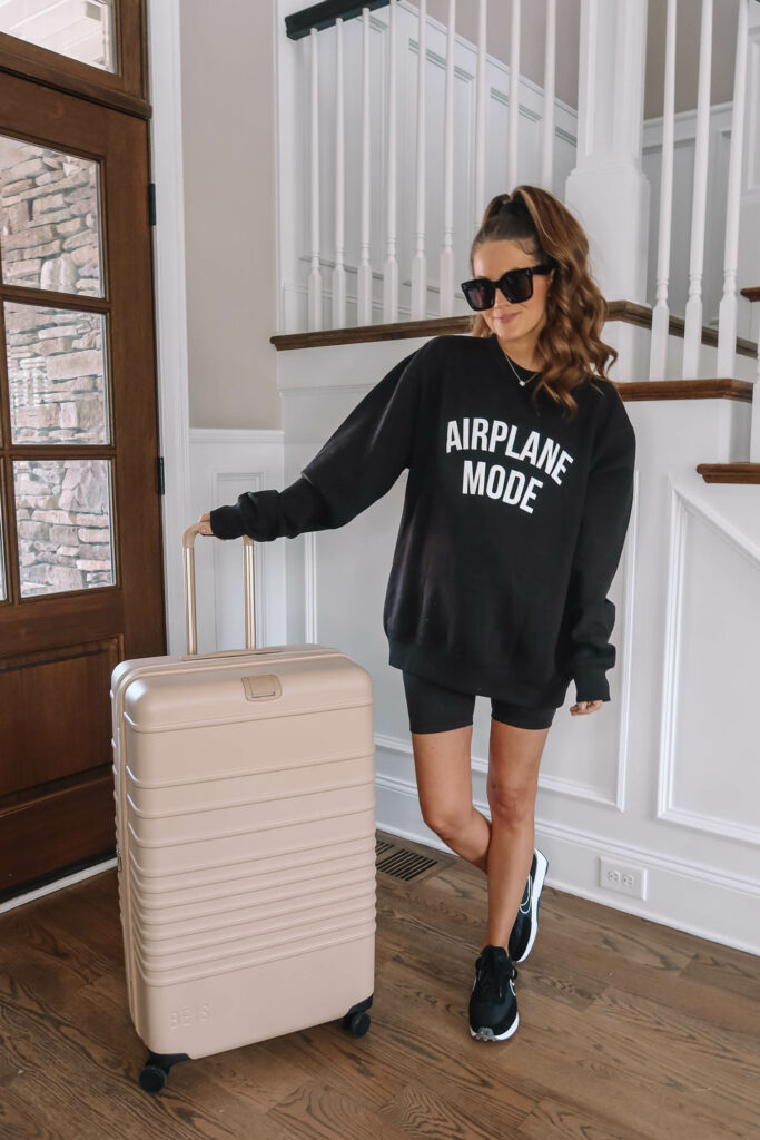 Let's Chat… Cozy Airport Travel Outfit Ideas! - Addison's Wonderland