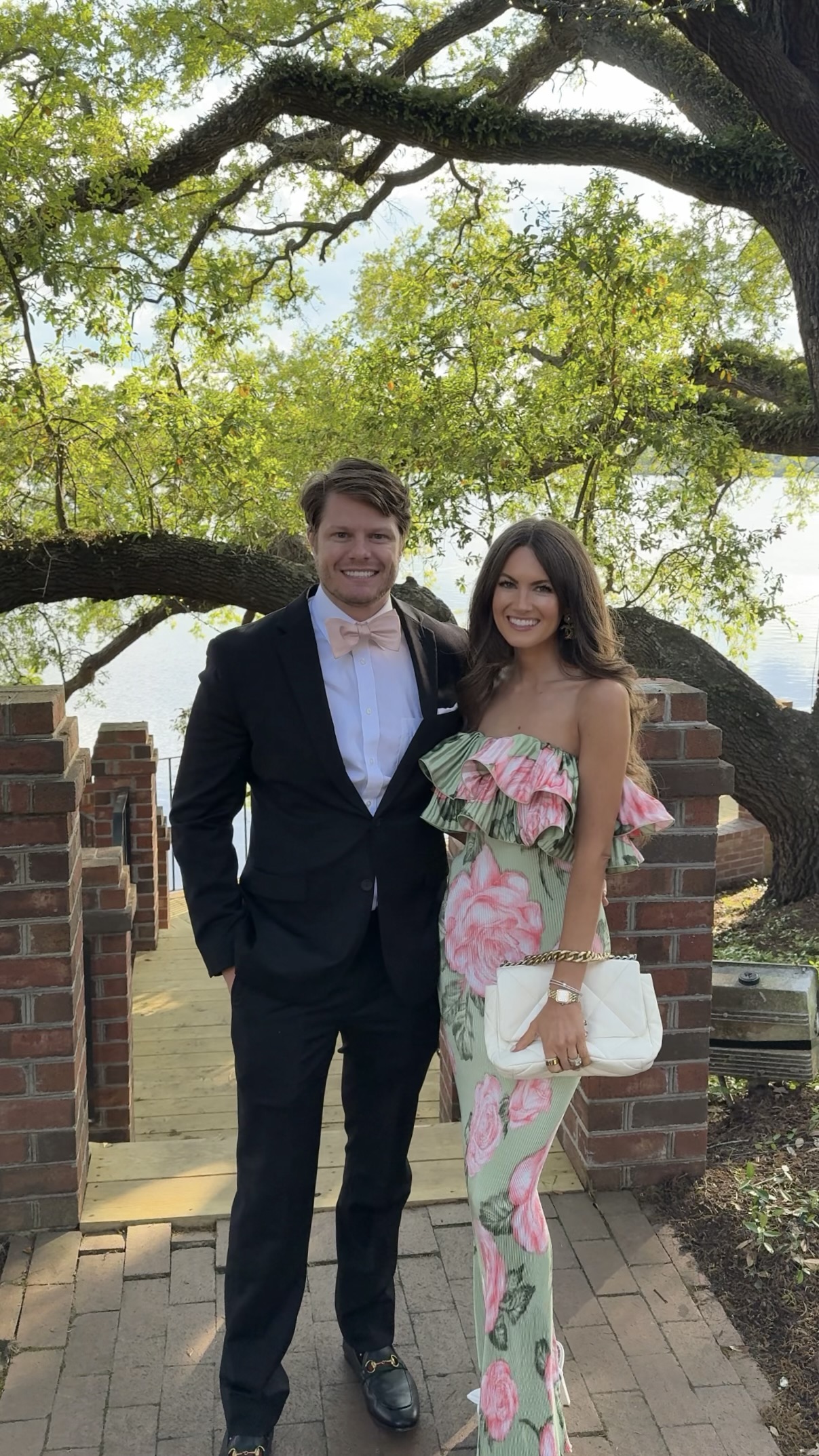 what to wear to a spring wedding | spring wedding guest outfit inspo